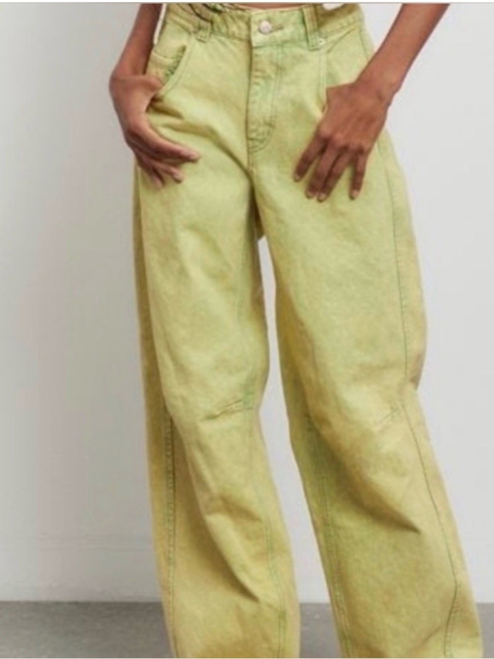 BDG Wide-Leg Barrel Jeans in Lime Green Acid Chartreuse